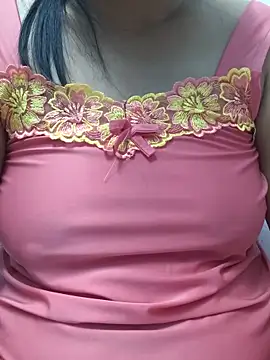 Lanyingxin18 online show from May 13, 2026, 10:49 pm