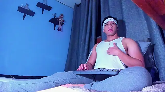 Stefann salvatoree online show from January 17, 2025, 12:20 am