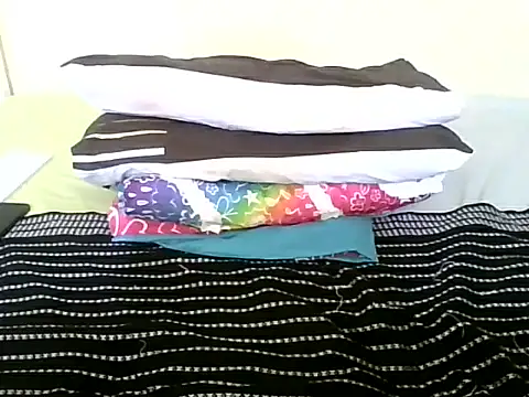 Snapshot of nisherjay chatting on January 22, 2025, 1:11 pm nisherjay online show from January 22, 2025, 1:11 pm