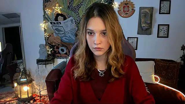 LolaLemona online show from December 7, 2024, 9:28 am