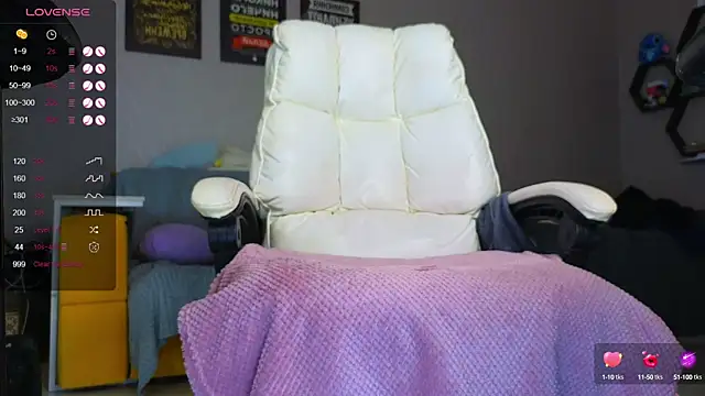 Snapshot of _Queen_lady_ chatting on September 28, 2025, 11:15 am Queen lady online show from September 28, 2025, 11:15 am