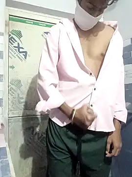 Snapshot of hotvarunrita chatting on December 4, 2025, 12:14 pm hotvarunrita online show from December 4, 2025, 12:14 pm