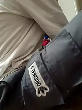 Snapshot of hotvarunrita chatting on December 14, 2025, 8:41 am hotvarunrita online show from December 14, 2025, 8:41 am