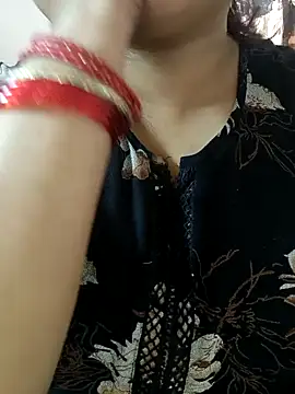 cuteyqueen online show from January 19, 2025, 7:25 am