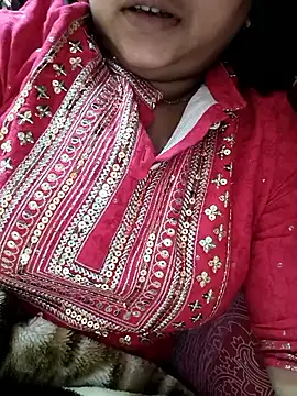 cuteyqueen online show from January 15, 2026, 8:52 am