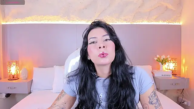 Snapshot of JessyEvans chatting on May 4, 2026, 7:32 pm JessyEvans online show from May 4, 2026, 7:32 pm