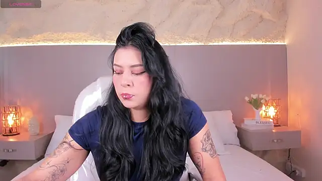 Snapshot of JessyEvans chatting on May 11, 2026, 7:22 pm JessyEvans online show from May 11, 2026, 7:22 pm