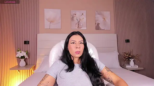 JessyEvans online show from June 17, 2026, 7:26 pm