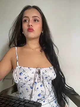 Snapshot of AbbyMillerrr chatting on May 28, 2026, 7:44 pm AbbyMillerrr online show from May 28, 2026, 7:44 pm