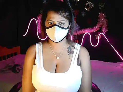 Snapshot of Addy_Xl chatting on December 26, 2024, 6:54 pm Addy Xl online show from December 26, 2024, 6:54 pm