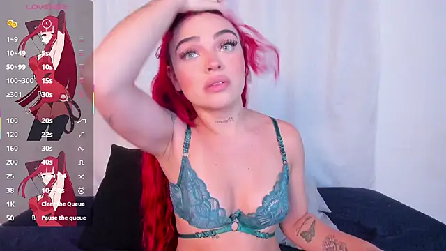 Snapshot of NicoleRouss chatting on February 26, 2025, 7:31 am NicoleRouss online show from February 26, 2025, 7:31 am