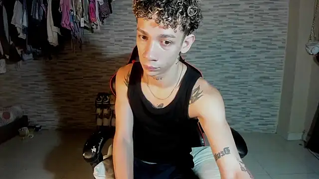 mateodeamjo online show from September 10, 2025, 6:57 am