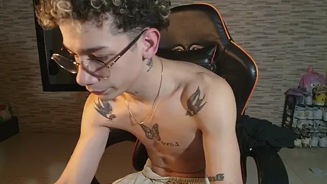 mateodeamjo online show from October 11, 2025, 8:24 am