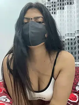 Angel Zaara online show from March 13, 2026, 5:08 pm