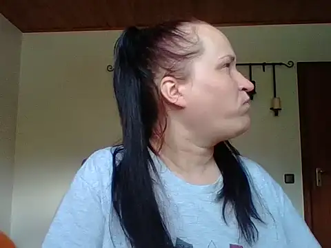 Snapshot of _squirty_cum_lady_ chatting on September 13, 2025, 10:26 am squirty cum lady online show from September 13, 2025, 10:26 am