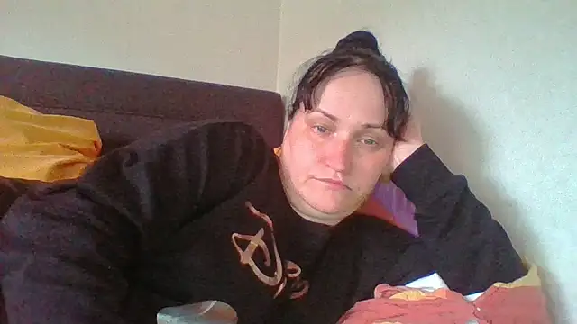 squirty cum lady  online show from June 6, 2026, 6:01 pm