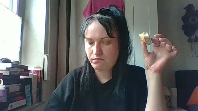  squirty cum lady  online show from June 14, 2026, 7:10 am