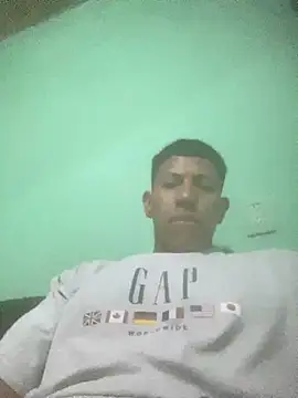 Snapshot of nowex18 chatting on March 22, 2025, 6:00 am nowex18 online show from March 22, 2025, 6:00 am