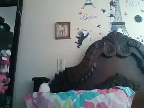 trianabell online show from March 22, 2025, 7:09 pm