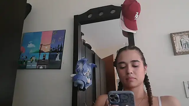 Snapshot of trianabell chatting on July 28, 2026, 8:52 pm trianabell online show from July 28, 2026, 8:52 pm