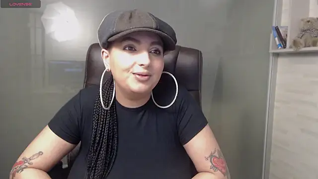 BustyAllyy online show from March 17, 2025, 10:28 pm