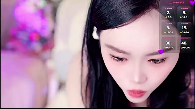 Snapshot of lilies-sweet chatting on January 18, 2026, 6:39 am lilies-sweet online show from January 18, 2026, 6:39 am