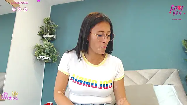 SharisWillian online show from July 4, 2026, 4:07 am
