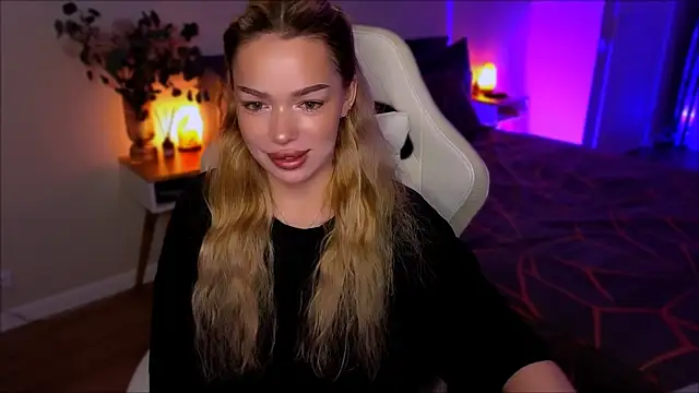 Lily Yin online show from July 16, 2026, 5:46 am
