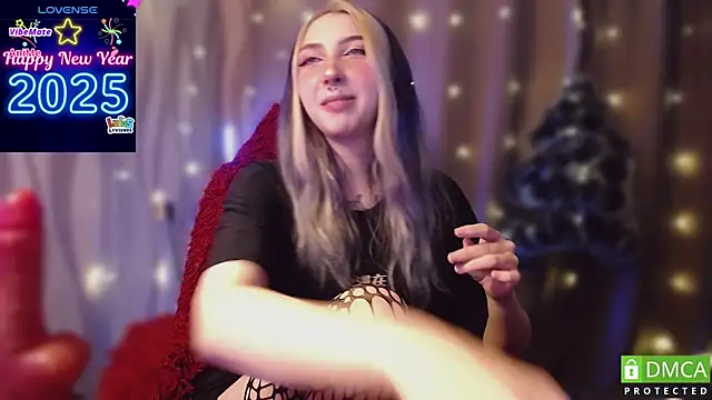 Snapshot of JustMeowGirl chatting on January 9, 2025, 3:15 am JustMeowGirl online show from January 9, 2025, 3:15 am