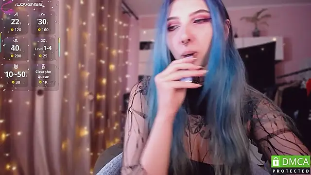 JustMeowGirl online show from February 1, 2026, 4:00 am