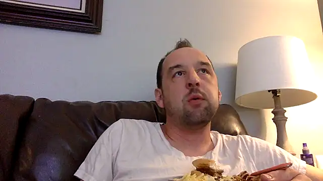 Snapshot of Kink_Master_Daddy chatting on June 17, 2026, 12:02 am Kink Master Daddy online show from June 17, 2026, 12:02 am