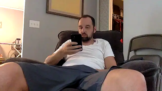 Snapshot of Kink_Master_Daddy chatting on July 22, 2026, 12:13 am Kink Master Daddy online show from July 22, 2026, 12:13 am
