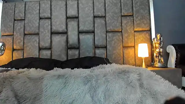 Snapshot of Foxy_Assh_ chatting on February 8, 2025, 12:17 pm Foxy Assh online show from February 8, 2025, 12:17 pm