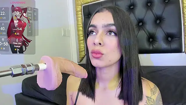 Snapshot of Foxy_Assh_ chatting on November 21, 2025, 4:44 am Foxy Assh online show from November 21, 2025, 4:44 am