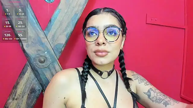 Snapshot of Foxy_Assh_ chatting on July 5, 2026, 3:34 am Foxy Assh online show from July 5, 2026, 3:34 am