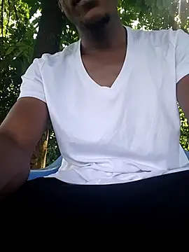 Juicy-hot chic online show from April 3, 2026, 12:47 pm