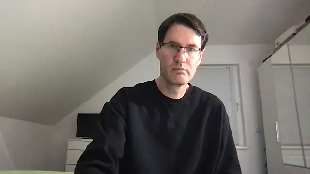 zxzx cam1 online show from December 2, 2024, 4:53 pm