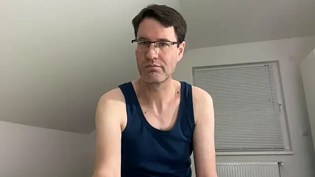 zxzx cam1 online show from March 8, 2026, 5:17 pm