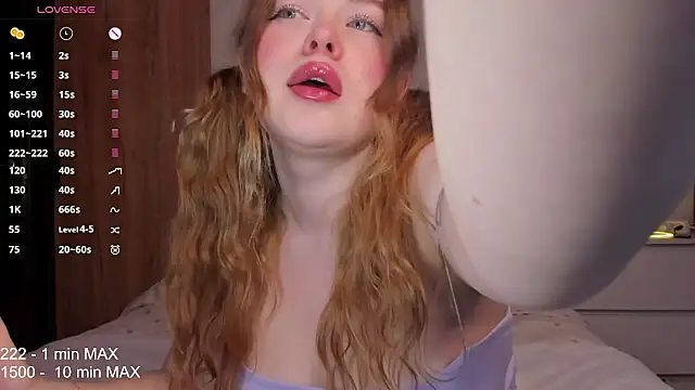 Snapshot of HANNA_MONTANAS chatting on October 21, 2025, 5:13 pm HANNA MONTANAS online show from October 21, 2025, 5:13 pm