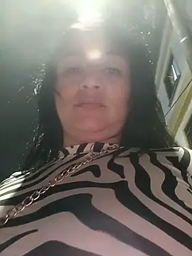 Snapshot of alondraabrown chatting on June 15, 2026, 2:03 am alondraabrown online show from June 15, 2026, 2:03 am