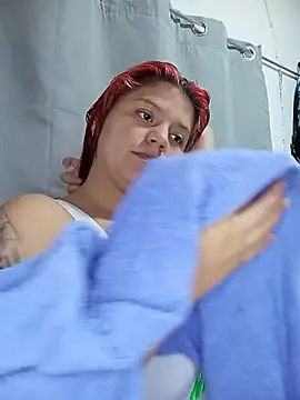 lynieh- online show from July 3, 2026, 8:59 pm