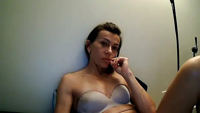 anechka1 online show from July 18, 2026, 1:10 am