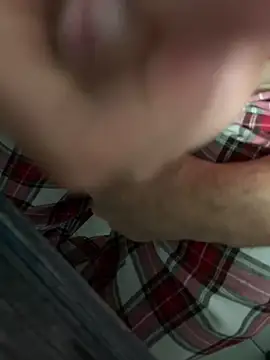 Snapshot of Alexwawapl chatting on December 2, 2025, 8:48 pm Alexwawapl online show from December 2, 2025, 8:48 pm