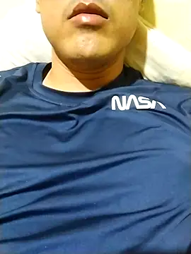 mRoyalJParkM online show from December 18, 2025, 6:52 am