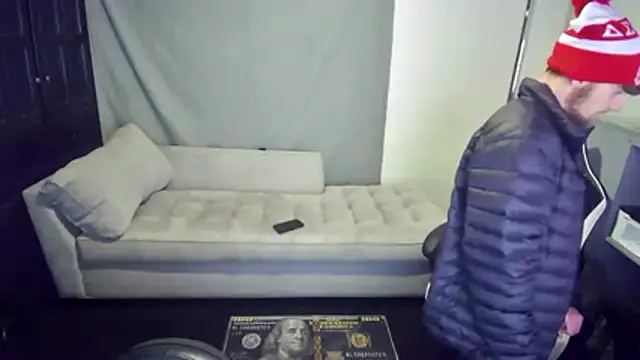 Snapshot of RyleyRydes chatting on December 19, 2025, 6:53 am RyleyRydes online show from December 19, 2025, 6:53 am