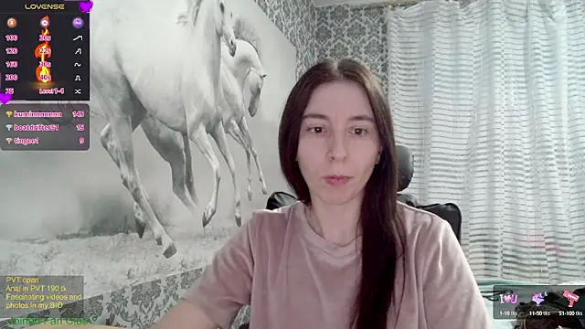 Snapshot of Wowpornoo chatting on February 17, 2025, 3:53 pm Wowpornoo online show from February 17, 2025, 3:53 pm