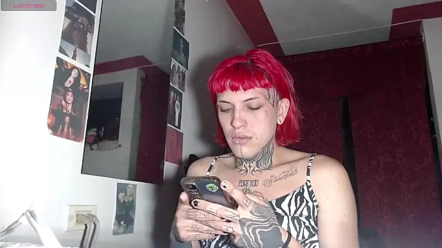 Snapshot of charlotbelucci_ chatting on July 9, 2026, 11:58 am charlotbelucci online show from July 9, 2026, 11:58 am