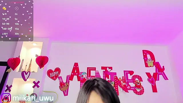 Snapshot of Ahri_Elderwood chatting on February 15, 2025, 7:49 am Ahri Elderwood online show from February 15, 2025, 7:49 am