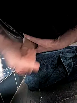 joycock8 online show from January 21, 2025, 9:25 pm