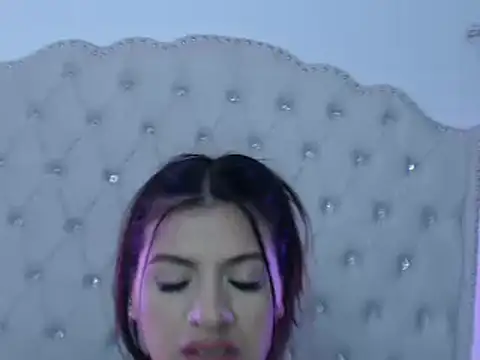 Abril Squirt online show from February 15, 2025, 10:22 am